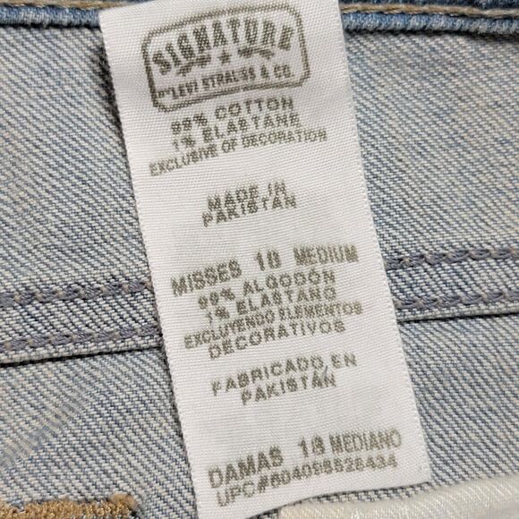 Levi Strauss Signature Low Rise Bootcut Light Blue Denim - Size Misses 18 Medium - Picture 6 of 6